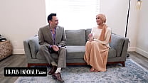 Hijab Hookup – Fit Arab Girl Finds Out Her Date Is Not Muslim But Fucks Him Hard Anyway